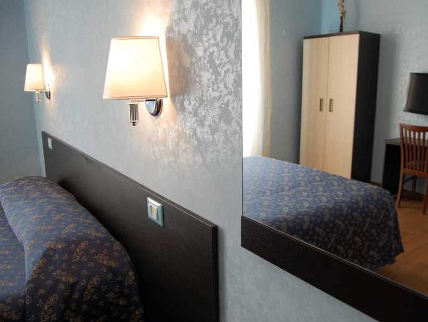 Guest house Casa Cleo 2*